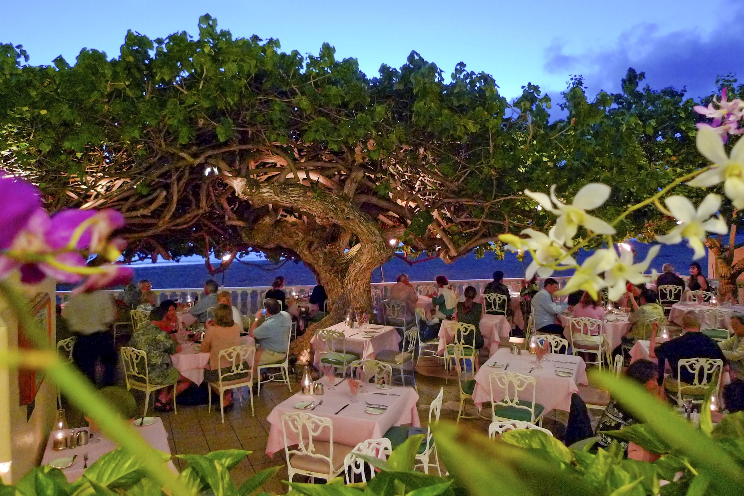 Kaimana Beach Hotel Honolulu Extérieur photo
